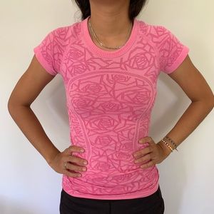 Lulu lemon swiftly tech running top